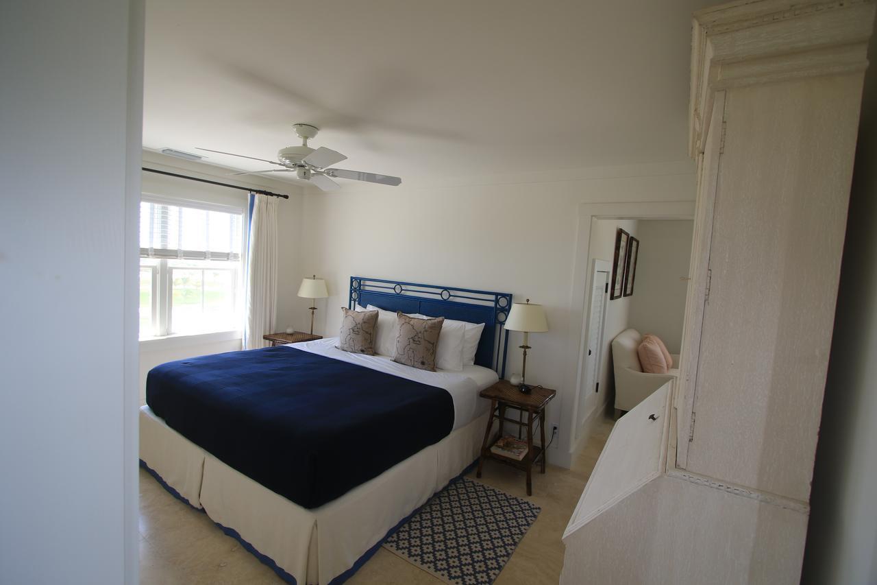 The Sandpiper Inn Crossing Rocks Экстерьер фото